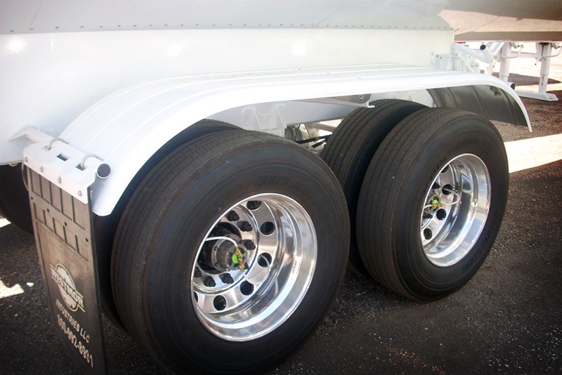 C02 Transport with Aluminum Fenders by Westmor Industries